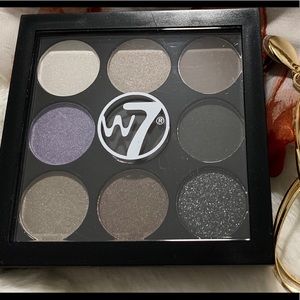 W7 The Naughty Nine - Hard Days Night Palette. New